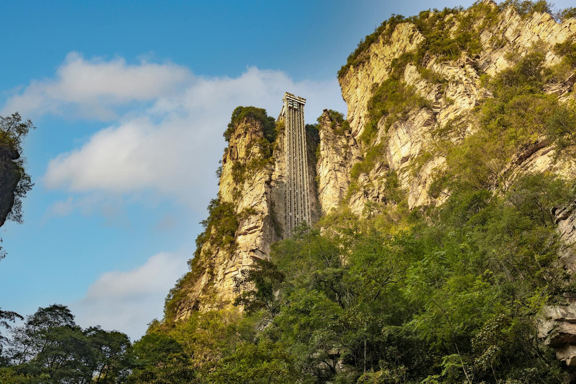 Bailong Elevator
