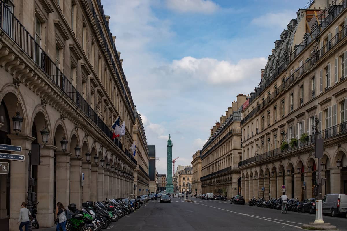 Colonnes de Buren