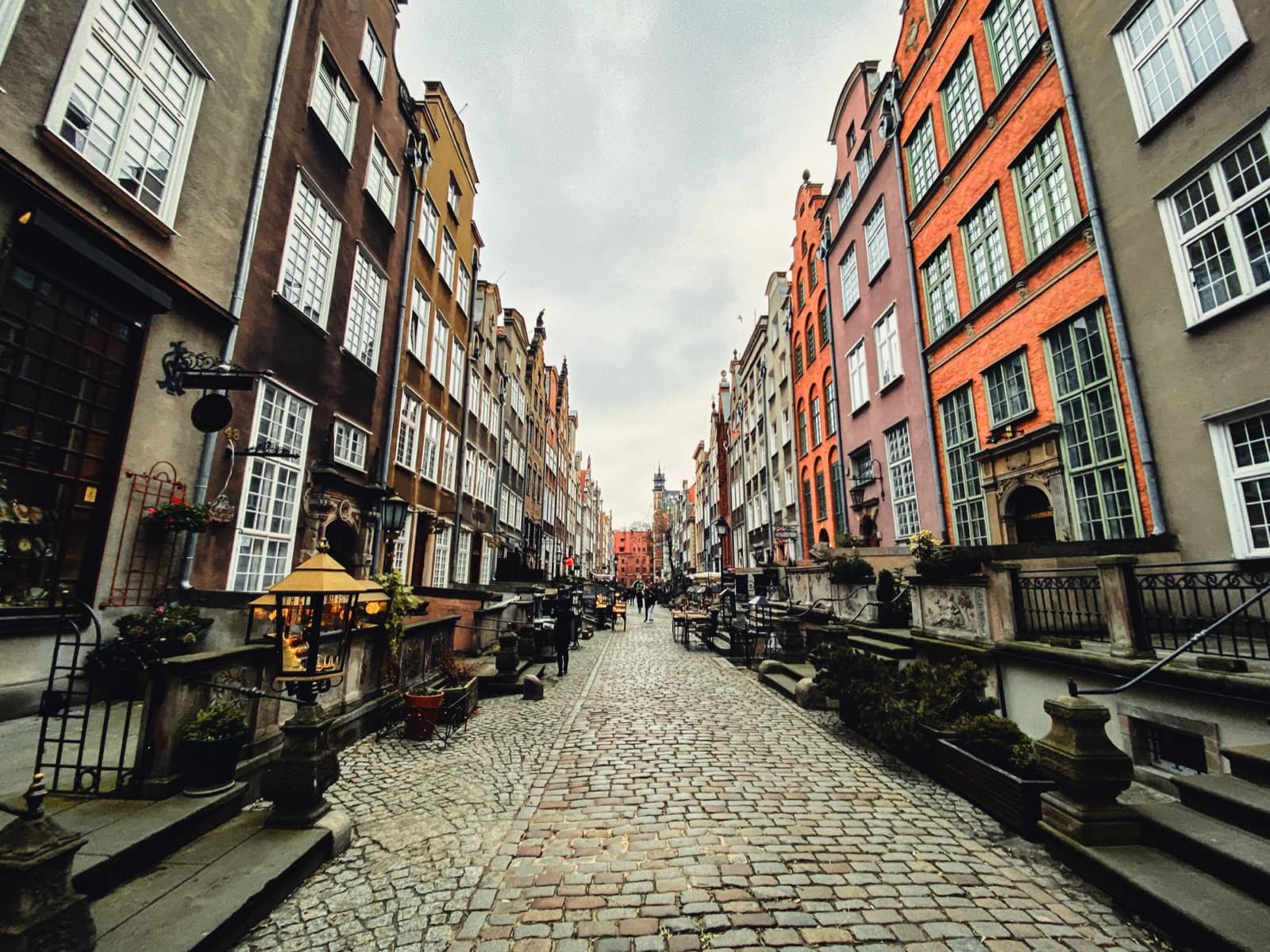 Mariacka Street & Amber