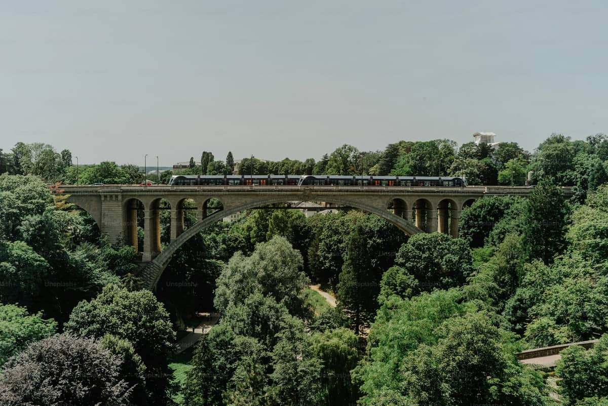 Pétrusse Valley
